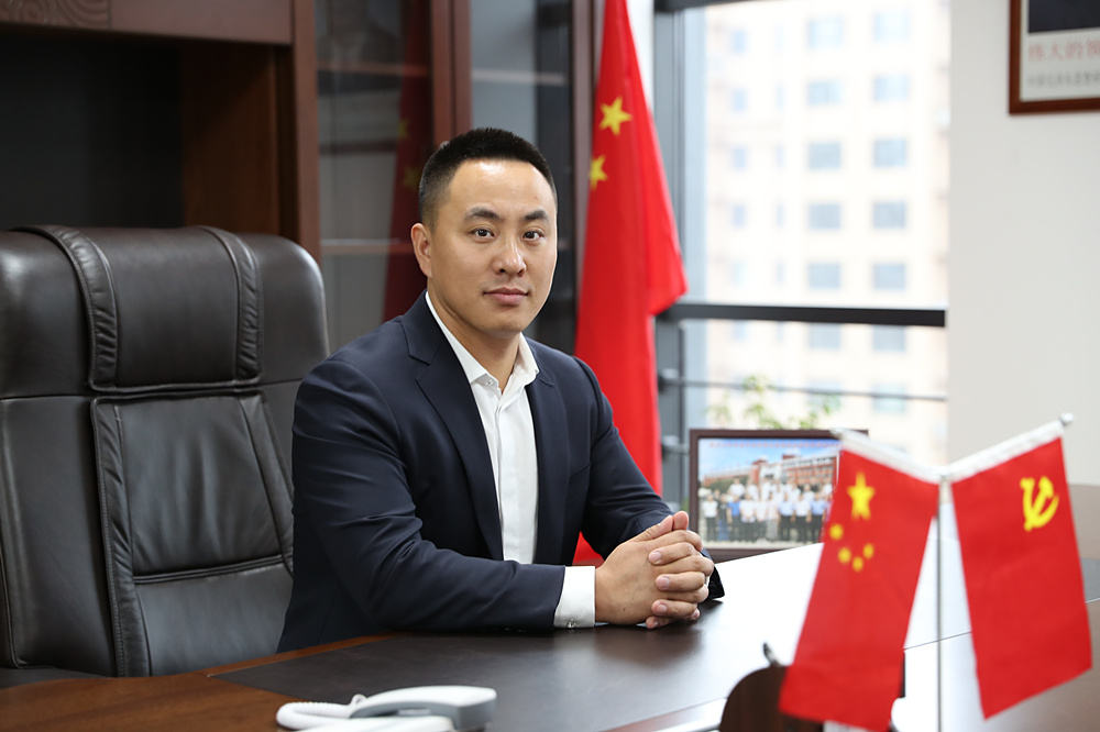 张鹏宇1.jpg
