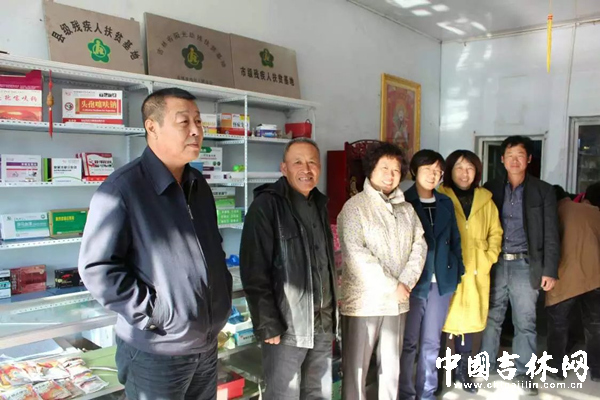 刘振华工作照01.jpg
