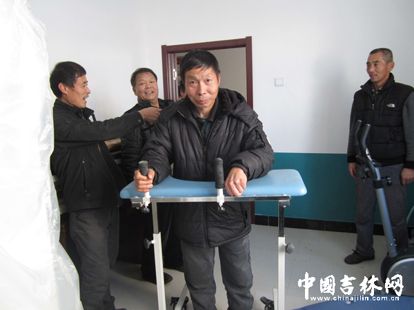 徐发民工作照_1.jpg