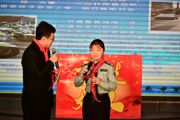 于玲回答学生提问